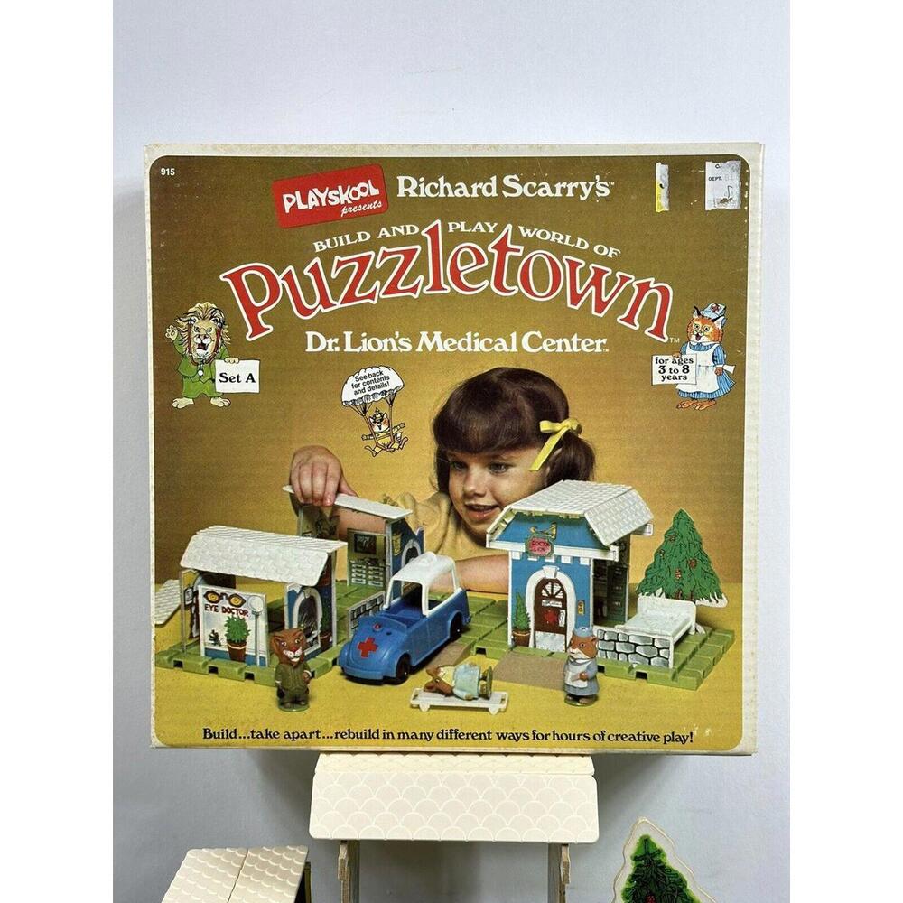 Vintage 1976 Playskool Richard Scarry's Puzzletown Dr Lion's Medical Center SetA - Picture 2 of 16